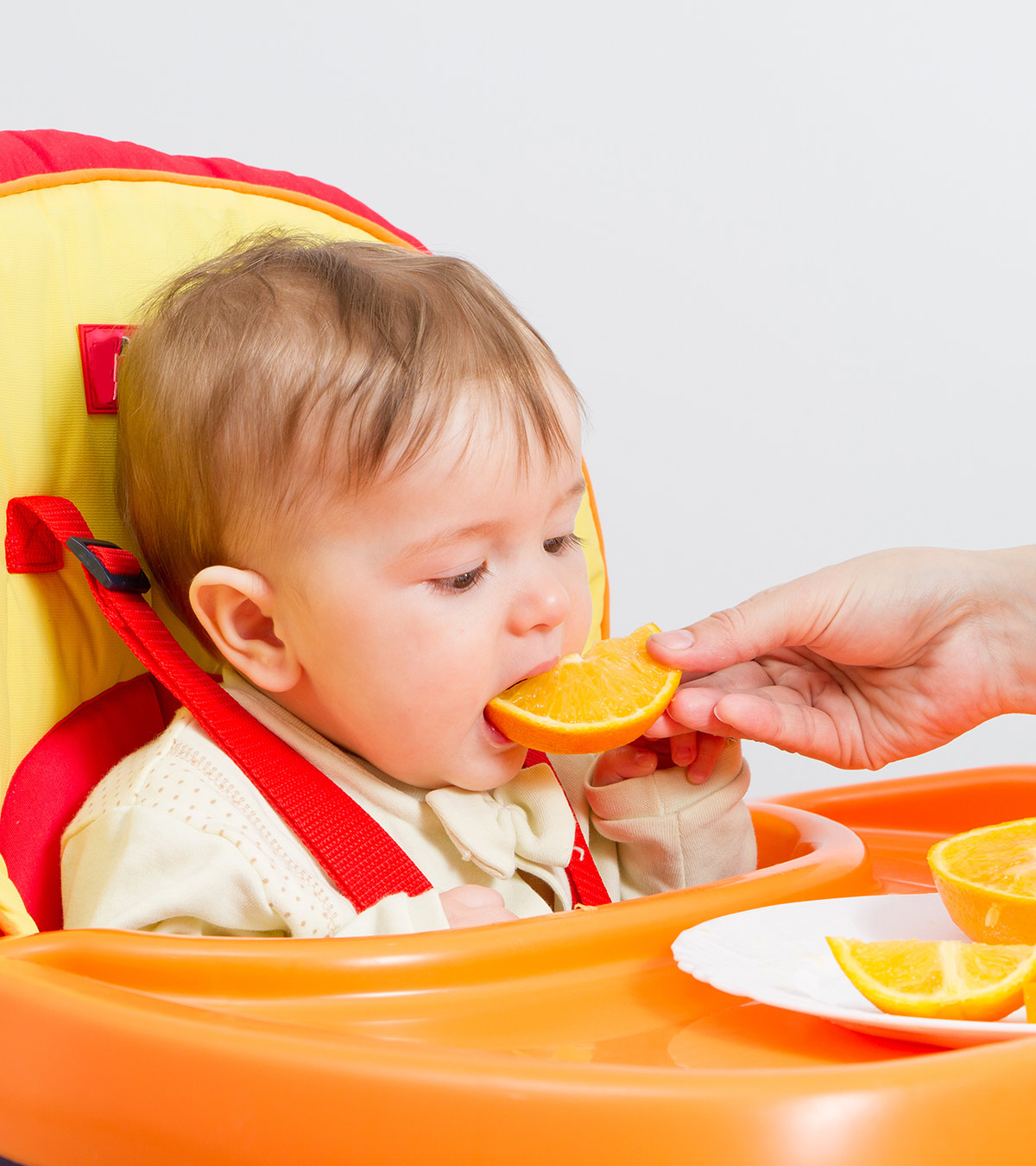 给婴儿吃橘子:介绍的合适时机，好处和食谱