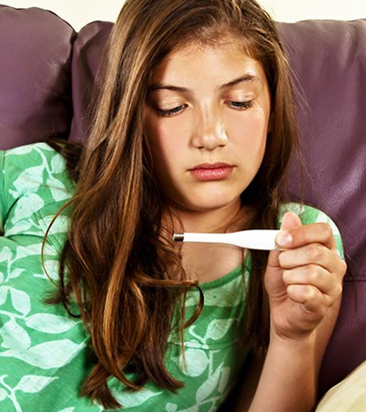 如何降低儿童和青少年的发烧:提示和补救措施