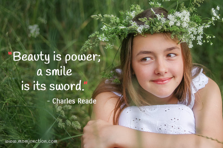 “美就是力量;微笑是它的利剑。”何时里德