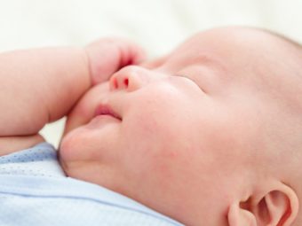 婴儿抓挠脸为什么会发生以及如何预防