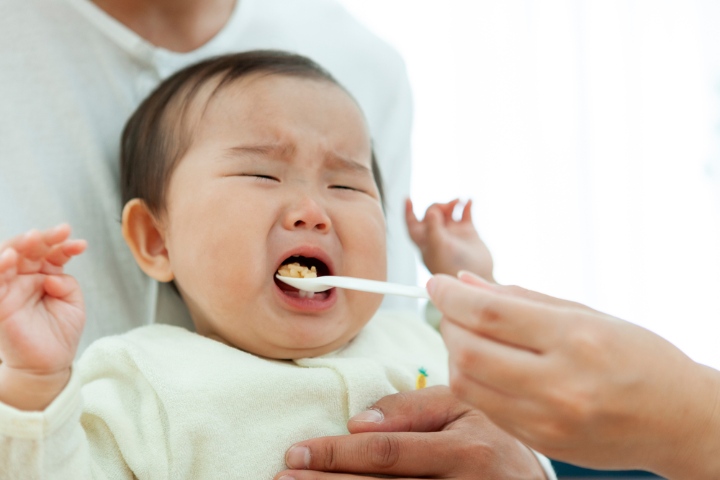 婴儿的耳部感染可能会导致食欲下降