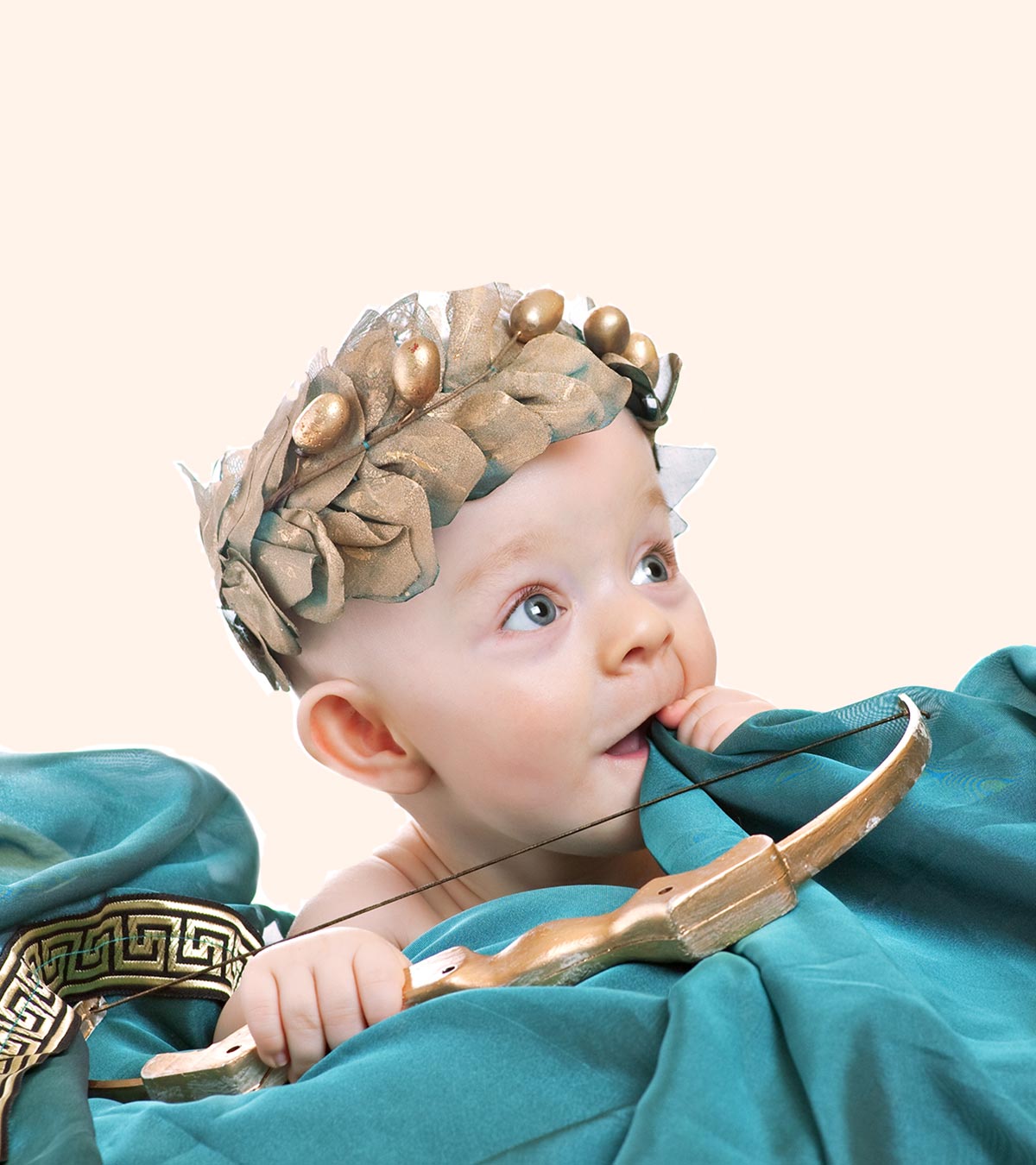 100年的婴儿名字灵感来自Greek Mythology