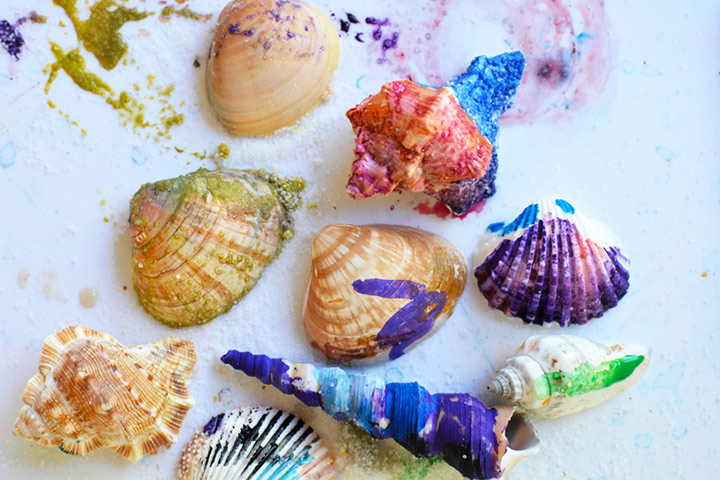Shell painting for kids with watercolor
