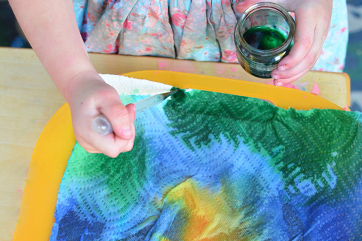 Tie and dye paper towel painting for kids