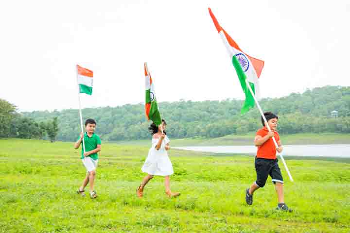 Flag relay race, Independence day activity for kids