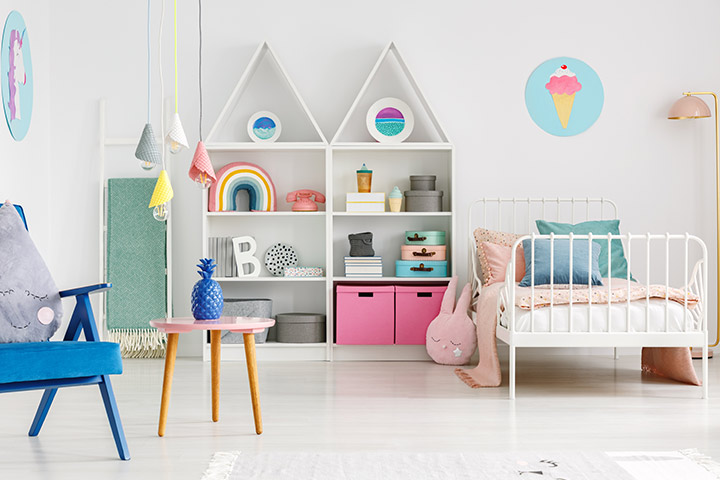 Modern baby girl room idea