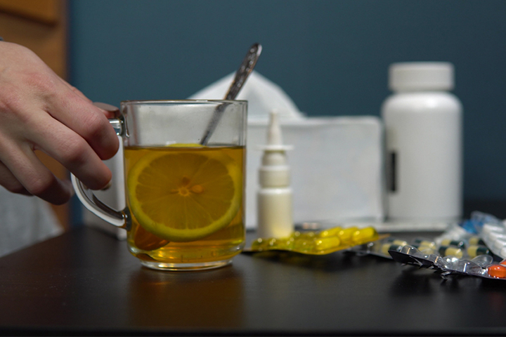 Try lemon tea for nasal congestion