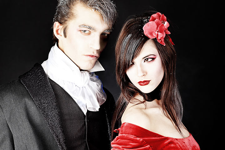 Count Dracula and his bride couple costume ideas