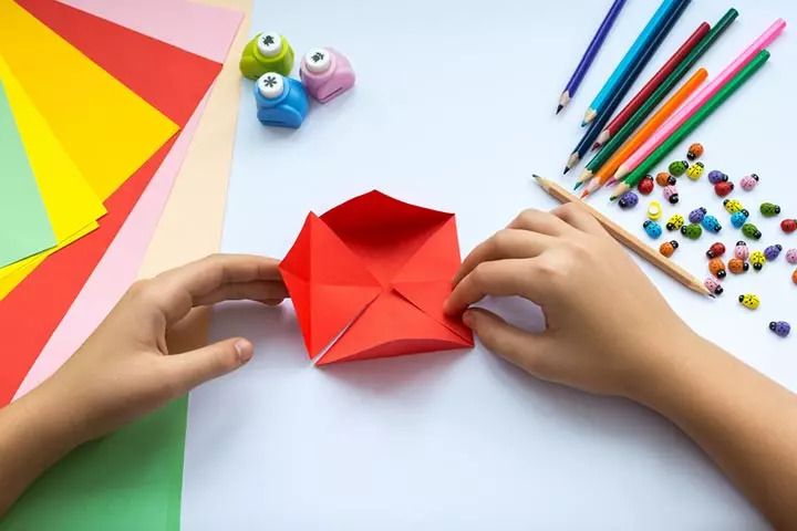 Origami envelopes, newspaper crafts for kids