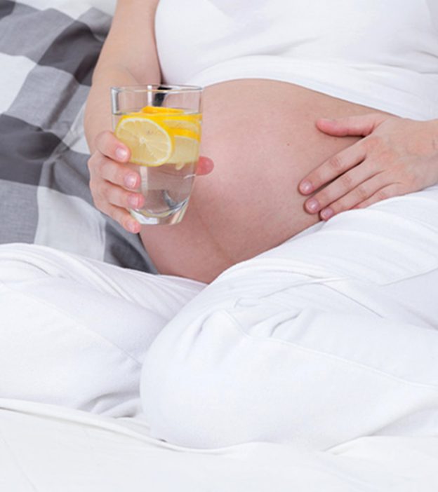 怀孕期间喝柠檬水:安全、manbet安卓版健康和配方