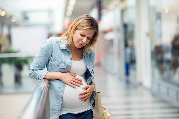 怀孕期间食用草药可能会导致早产。manbet安卓版