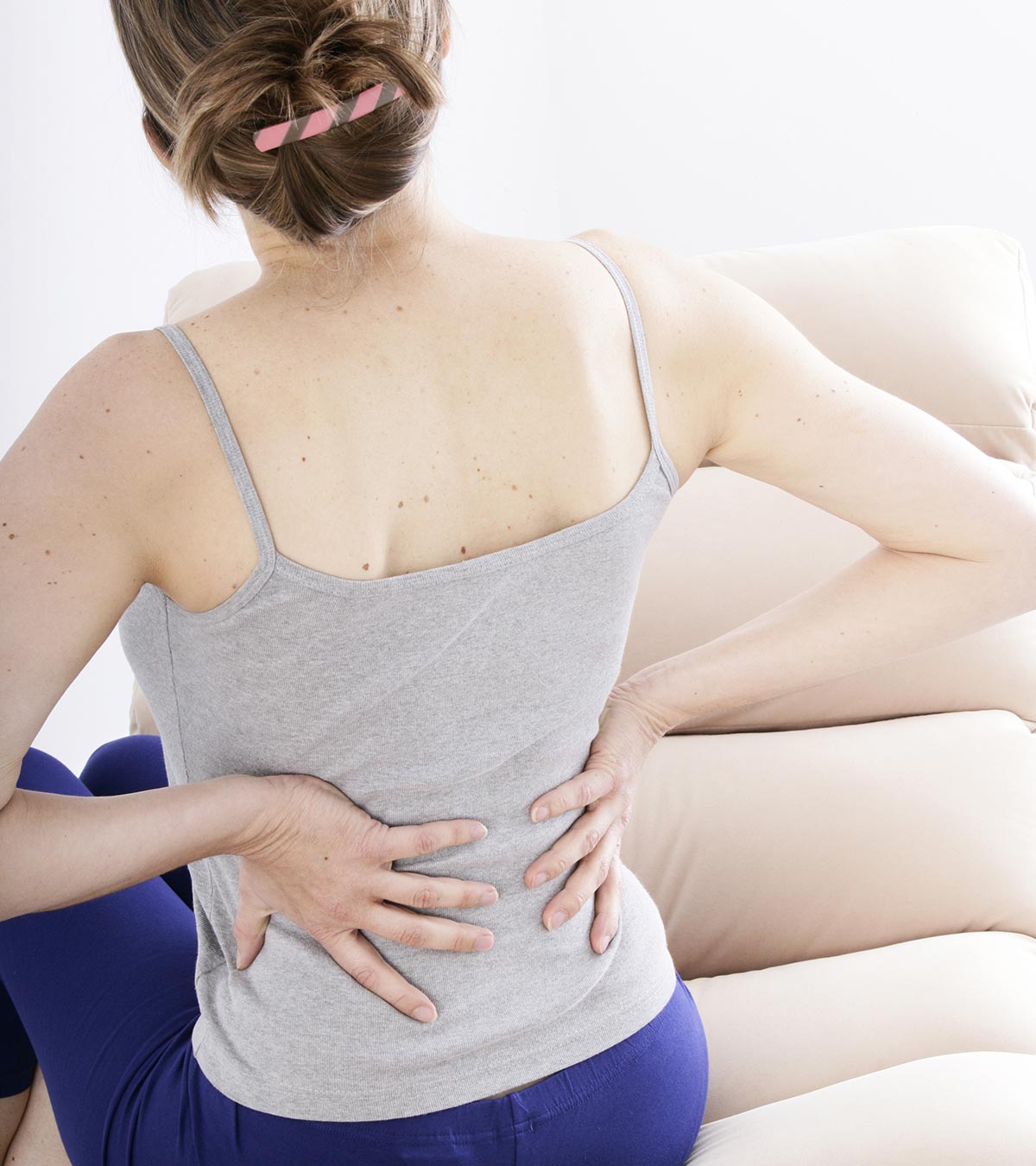 19种减轻怀孕后背部疼痛的方法