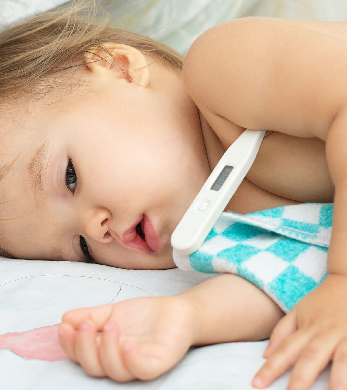 婴儿感冒的6种安全的家庭疗法以及何时去看医生
