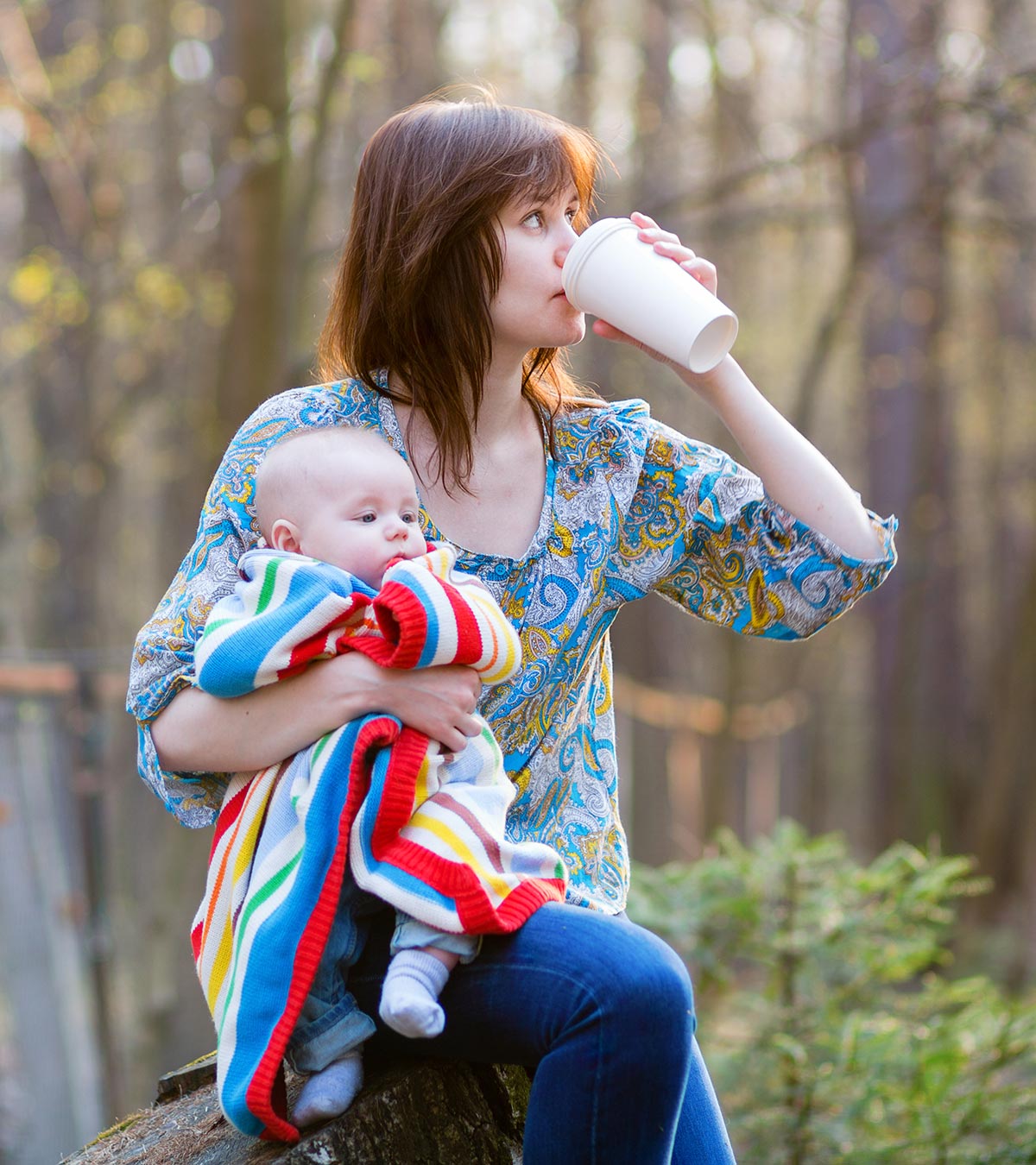母乳喂养时服用咖啡因安全吗?