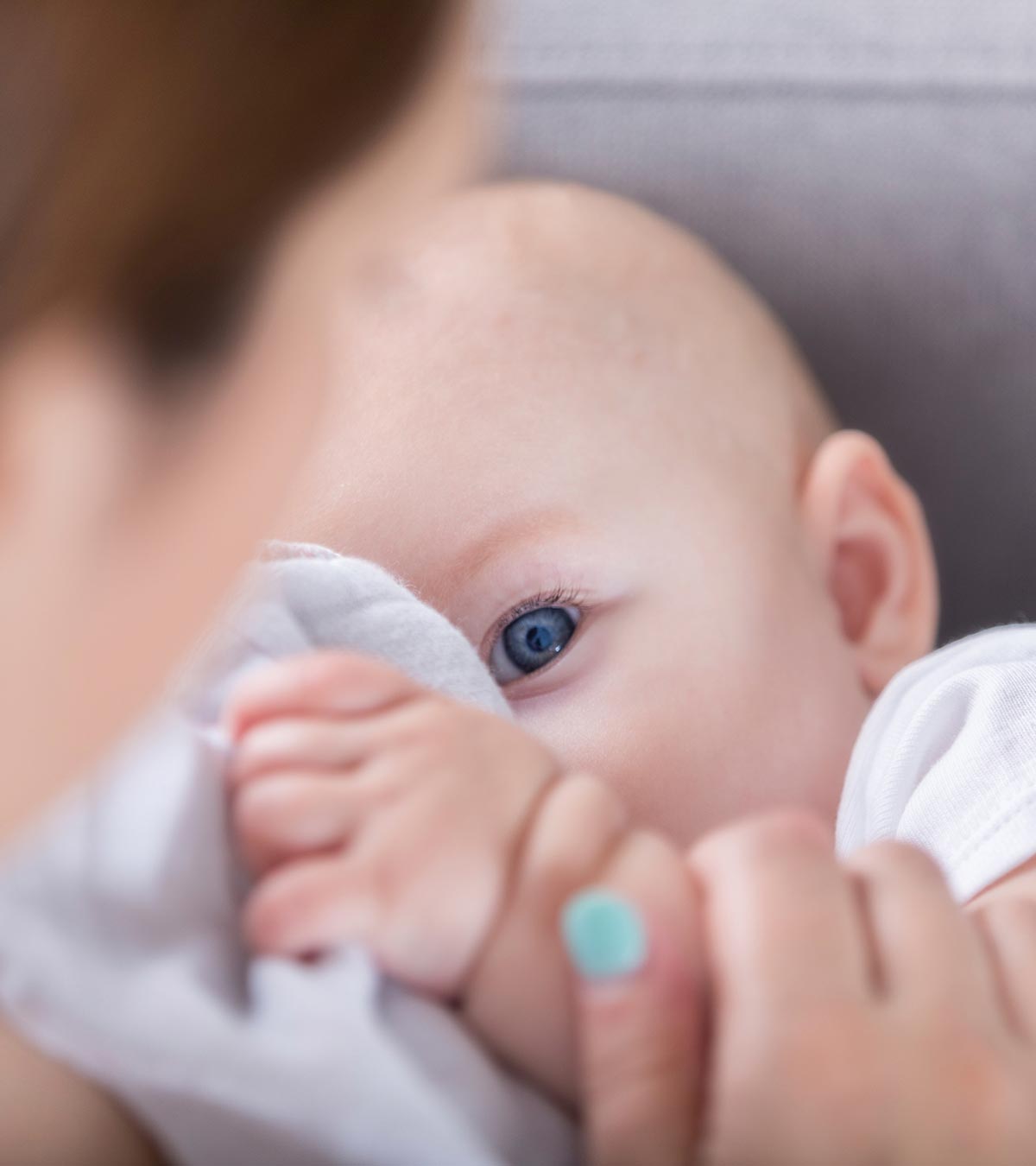 为什么哺乳时婴儿会咬人?阻止它的11个建议