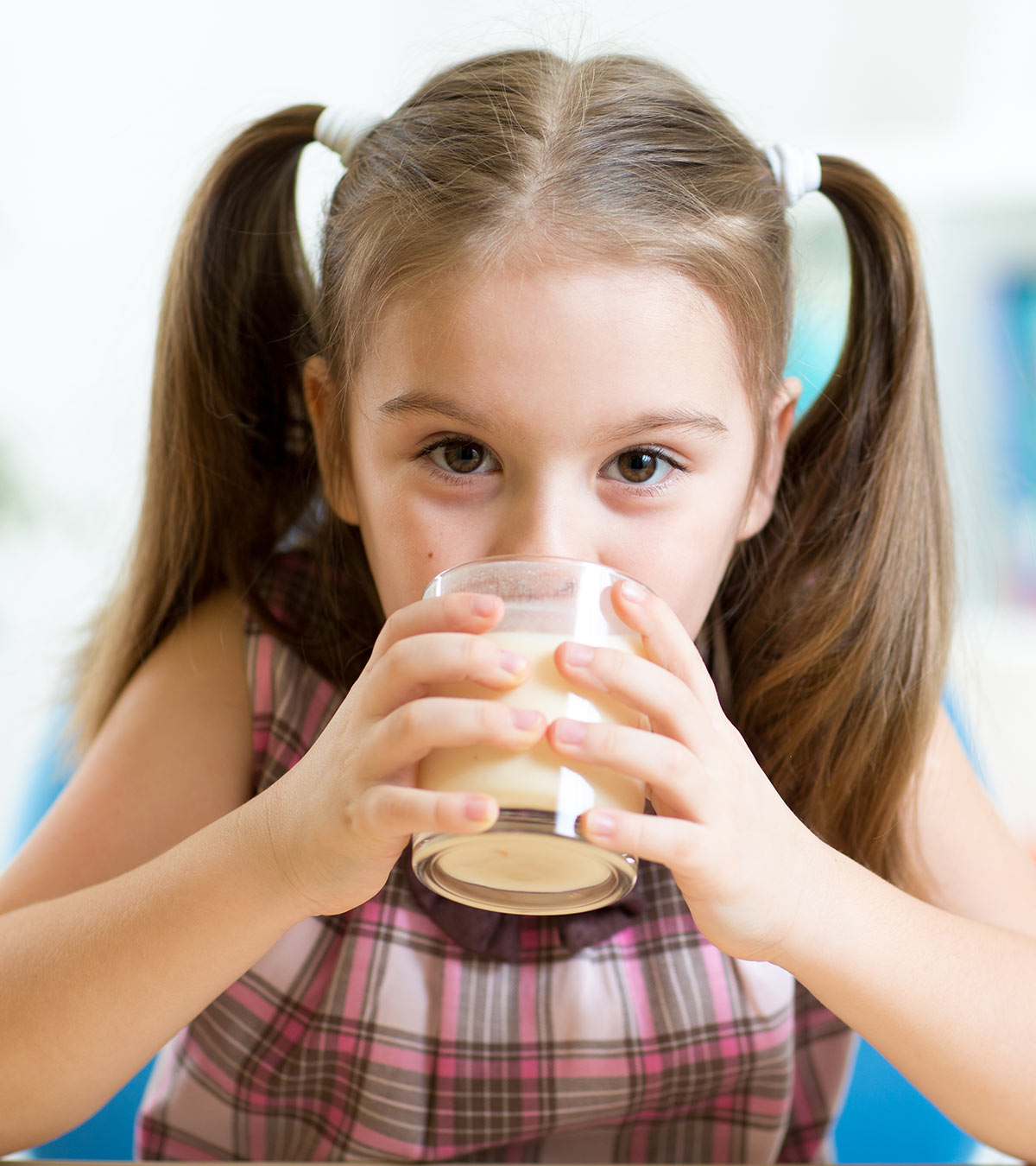 10种适合孩子的健康饮料(除了水)