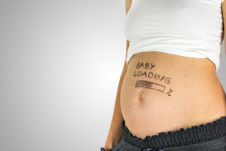 在肚子上签名，如何告诉老公你怀孕了