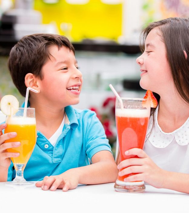 15种流行和简单的儿童无酒精鸡尾酒食谱
