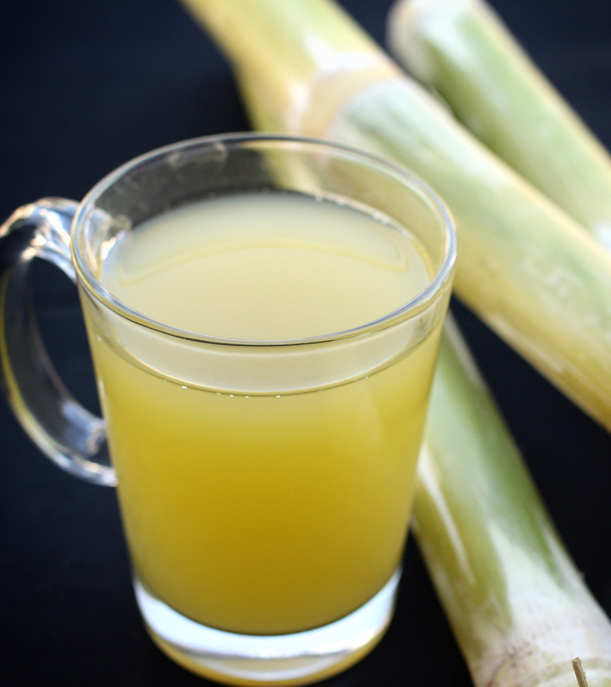 怀孕期间喝甘蔗汁:9种健康益处和manbet安卓版注意事项