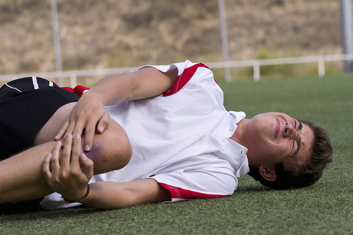 儿童的膝盖疼痛可能是由受伤引起的