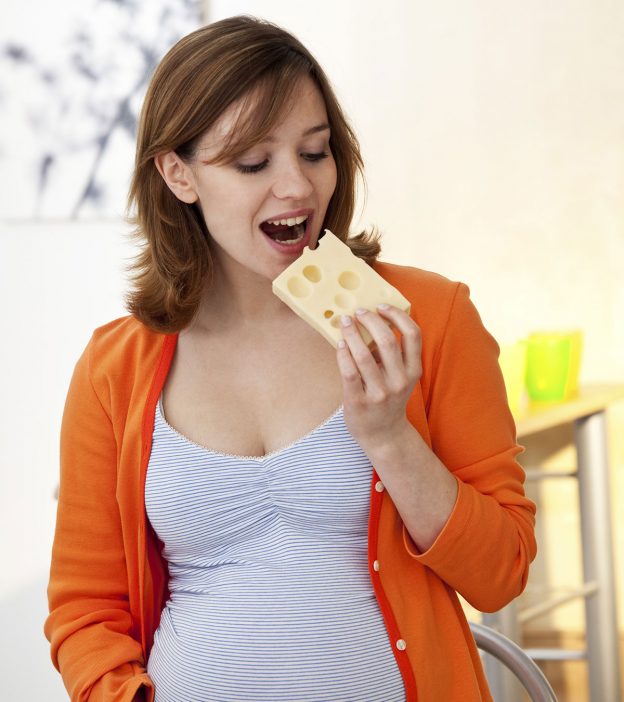 怀孕期间的奶酪manbet安卓版:吃什么，避免吃什么