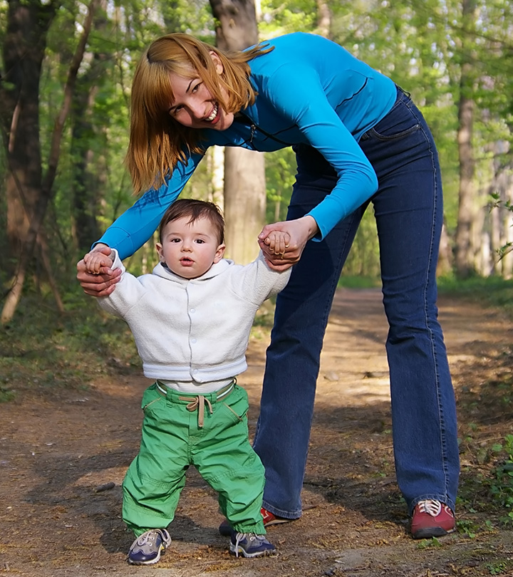 婴儿可能不会走路的5个正常原因(以及应该引起关注的3个迹象)