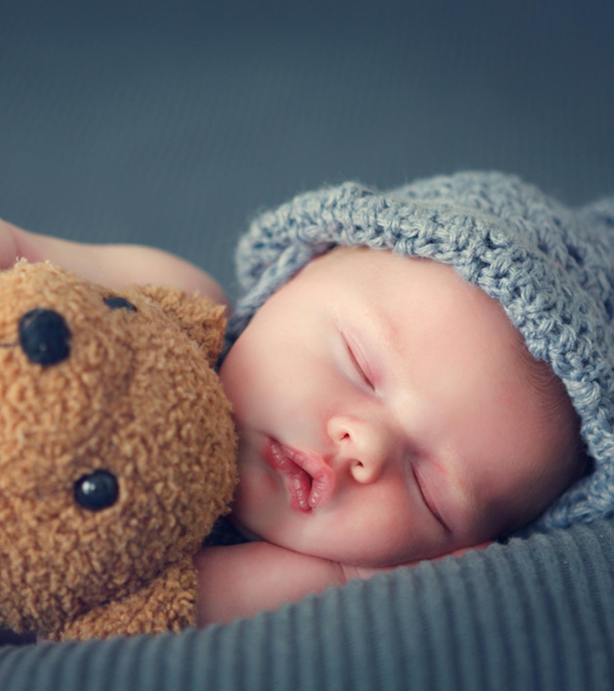 क्या आप जानते हैं शिशु की नींद से जुड़ी ये बातें?