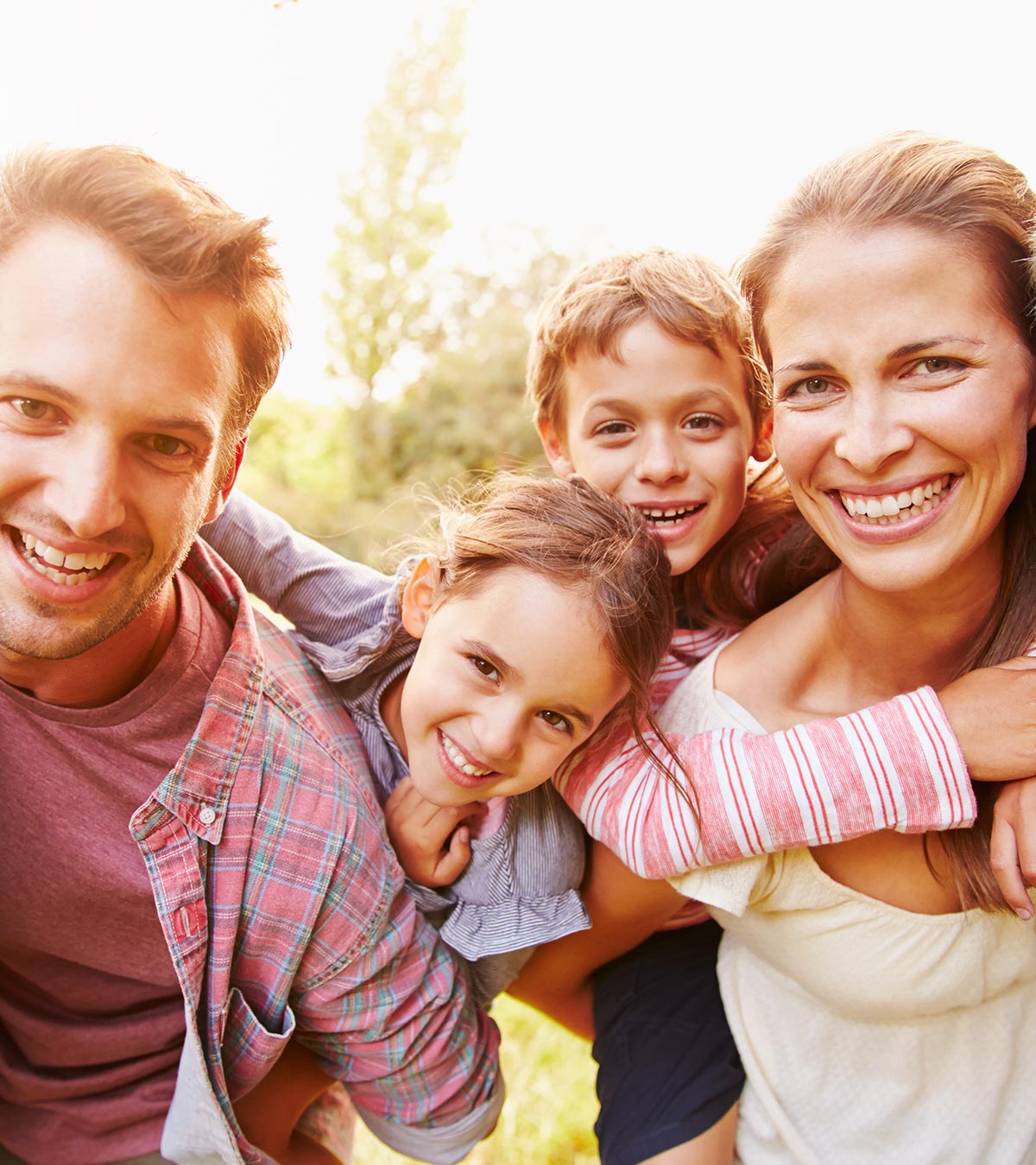 建立家庭纽带的10种方法及其重要性