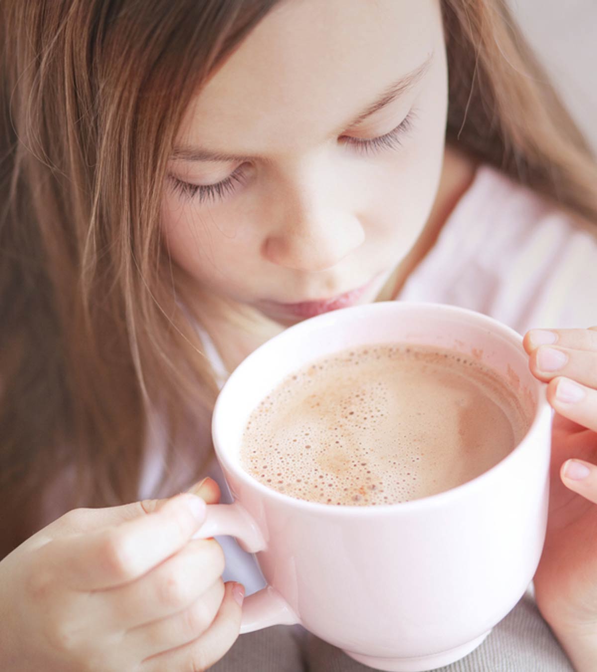 儿童咖啡:合适的年龄，安全的量和副作用
