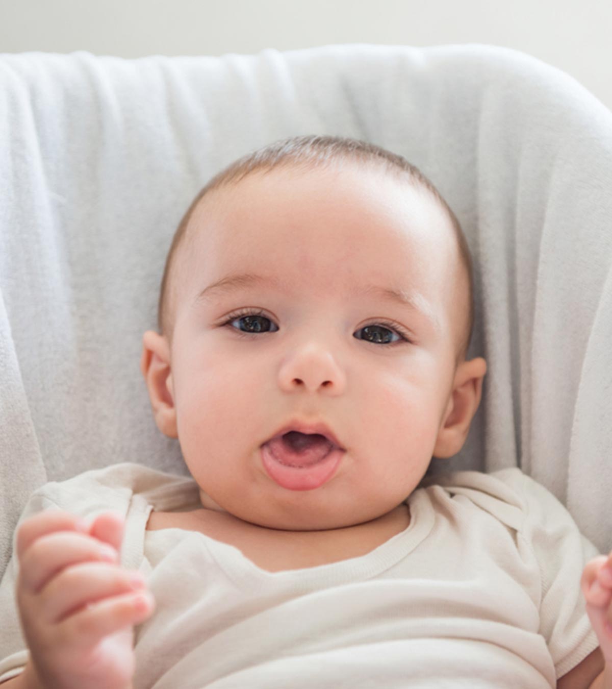 为什么婴儿会假装咳嗽?阻止它的原因和方法