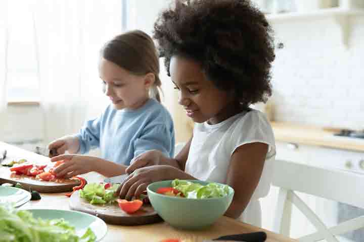 健康的饮食有助于维持儿童健康的内分泌系统