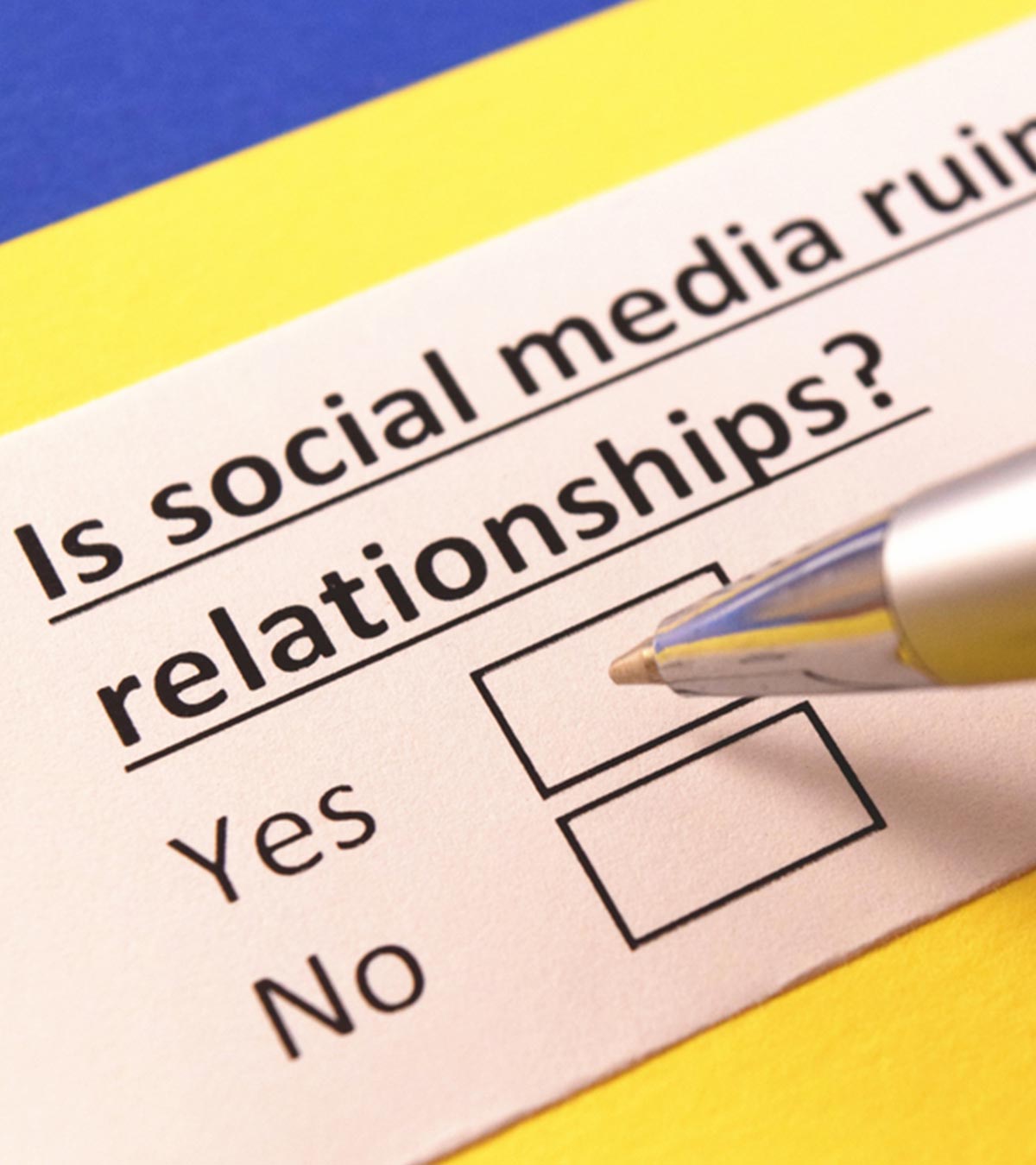社交媒体破坏人际关系的15种方式