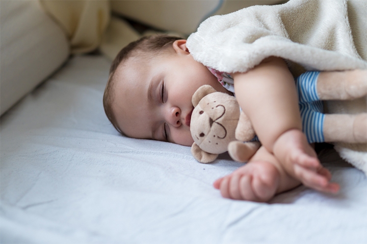 婴儿在深度睡眠阶段经常出汗