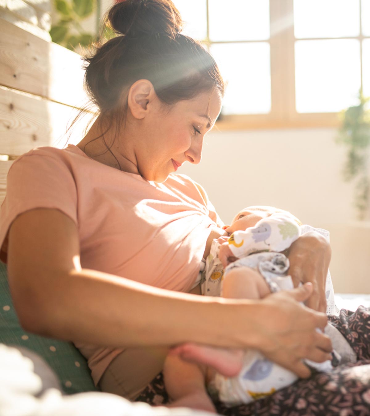 悠闲母乳喂养的8个好处，如何做和提示