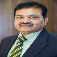 Raju C Shah博士