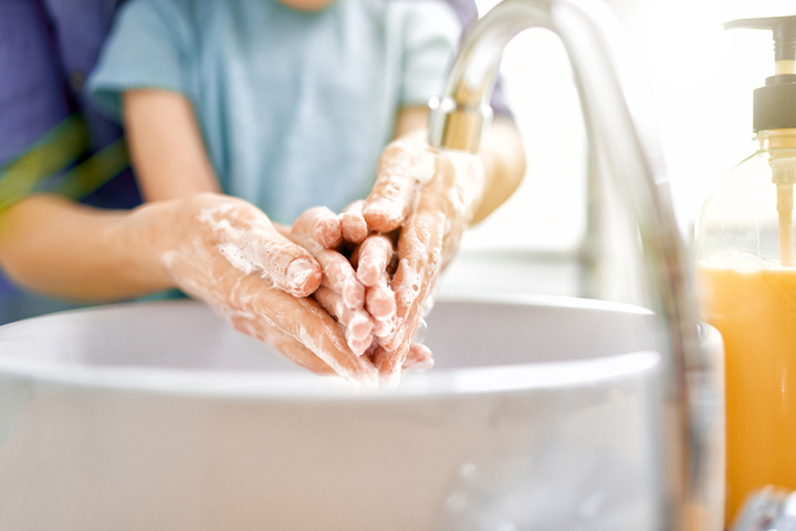 勤洗手有助于预防儿童感染第五种疾病
