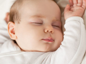 婴儿睡得太多什么是正常的，原因，以及如何管理
