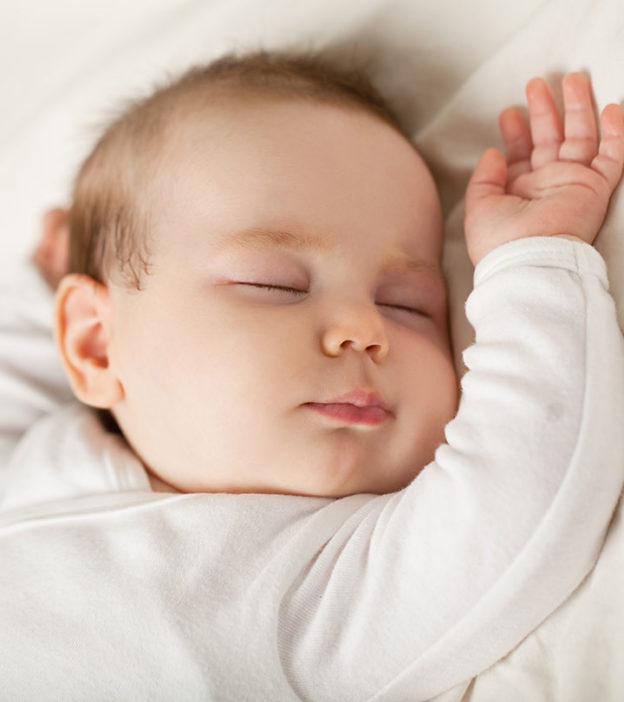 宝宝睡得多的7个原因和应对方法