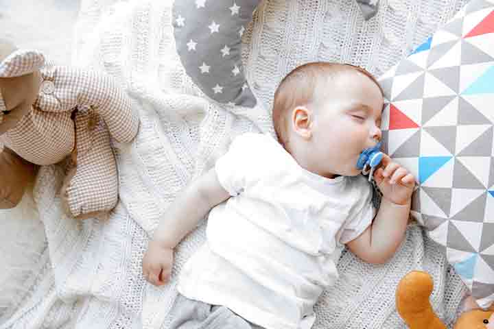安抚奶嘴可以帮助婴儿睡得好