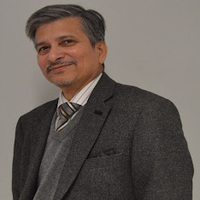Kishor Tewary博士