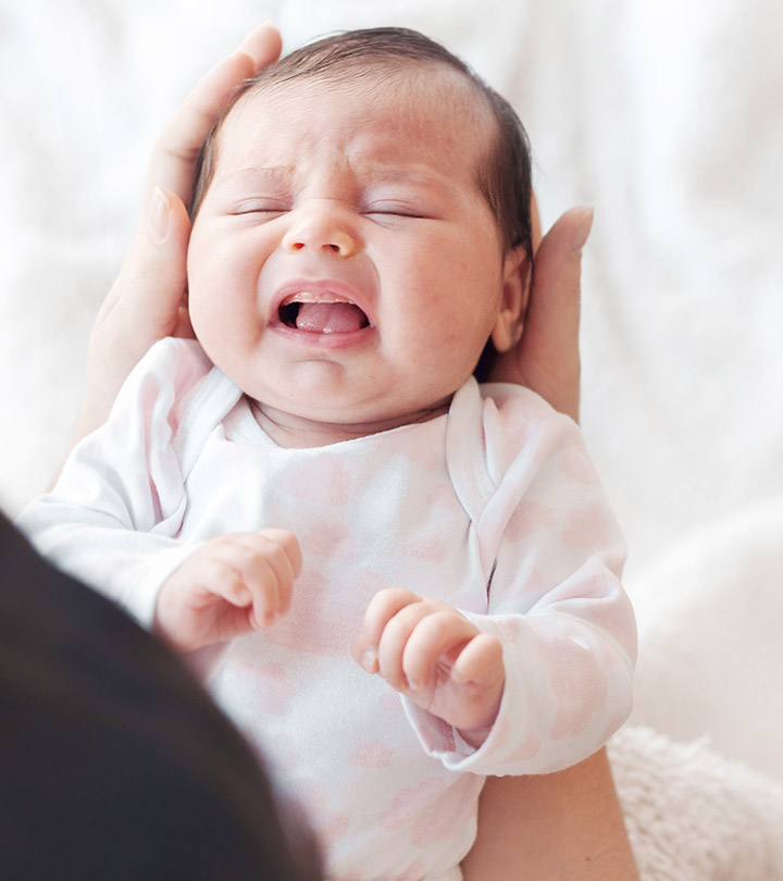 婴儿绞痛:症状、原因、治疗和家庭补救