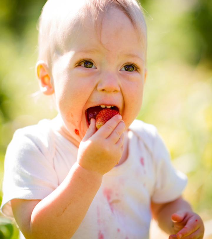 婴儿什么时候可以吃草莓，它的好处和食谱