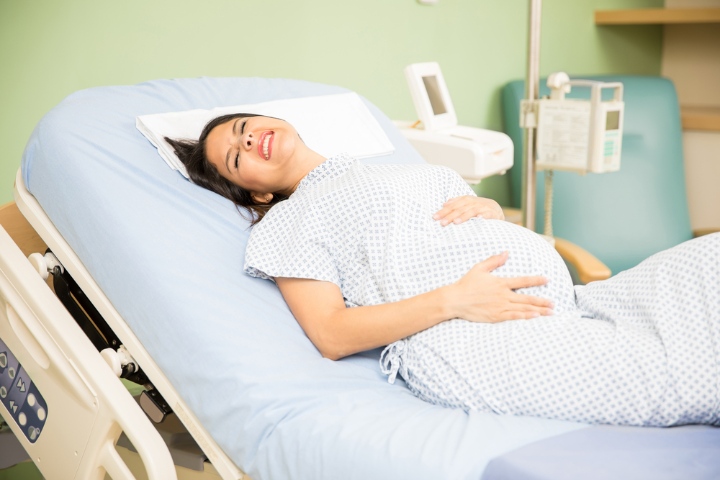 产后感染的危险因素包括长时间分娩