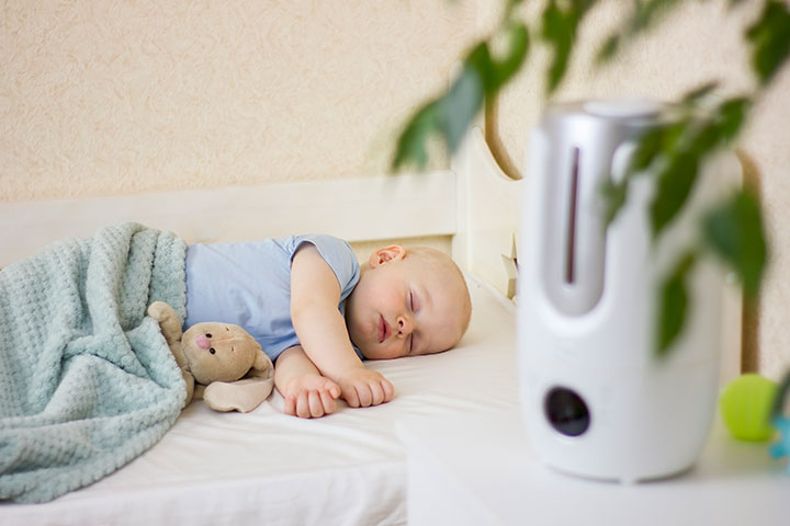 由于空气干燥，婴儿可能会喘气
