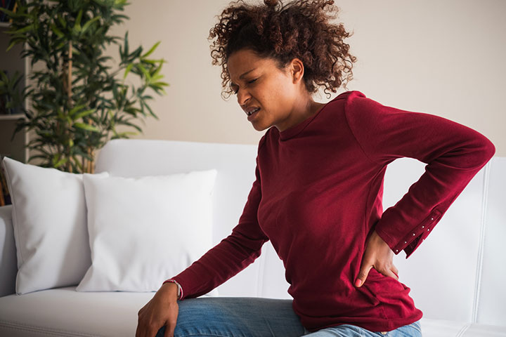 分娩时的生理压力可能导致背部疼痛