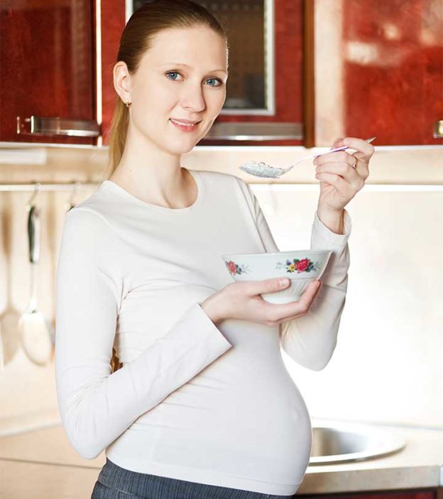 妊娠期酸奶油:安全性、益处和副作用
